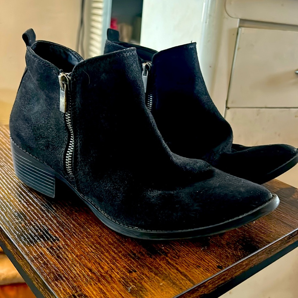 AE Slightly worn Booties